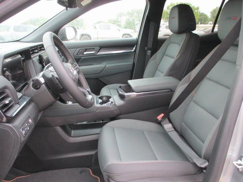 New 2026 GMC Terrain AT4 image 12