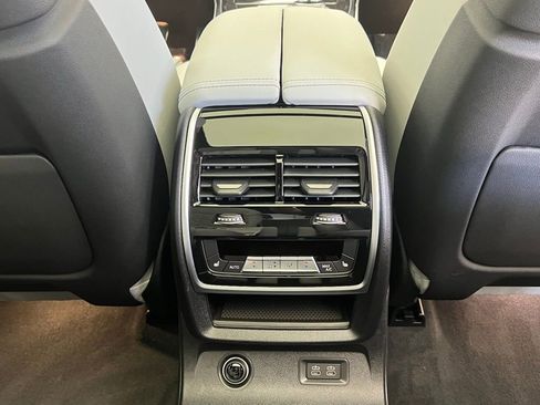 New 2026 BMW X7 xDrive40i AWD/4WD image 10