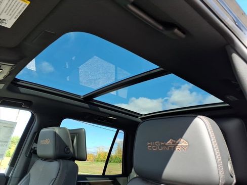 New 2026 Chevrolet Tahoe High Country image 15