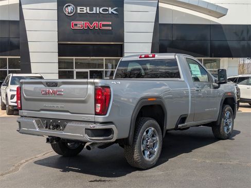 New 2025 GMC Sierra 2500 SLE w/ SLE Convenience Package image 4
