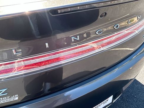 Used 2019 Lincoln MKZ Reserve w/ Reserve Plus Package image 33