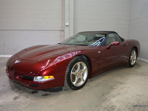 Used 2003 Chevrolet Corvette Convertible w/ Preferred Equipment Group1 RWD image 28