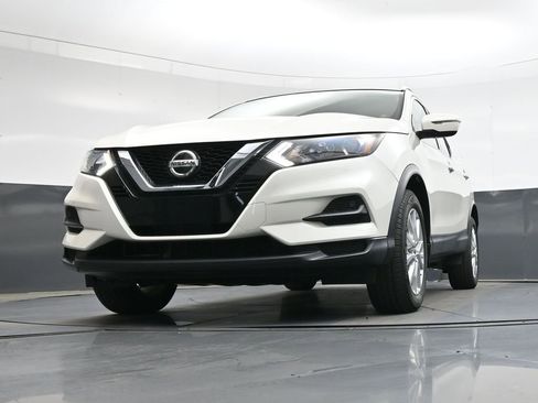 Used 2020 Nissan Rogue Sport SV AWD/4WD image 43