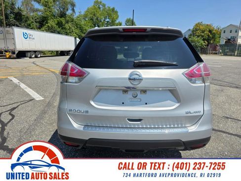 Used 2015 Nissan Rogue SL w/ SL Premium Package image 4