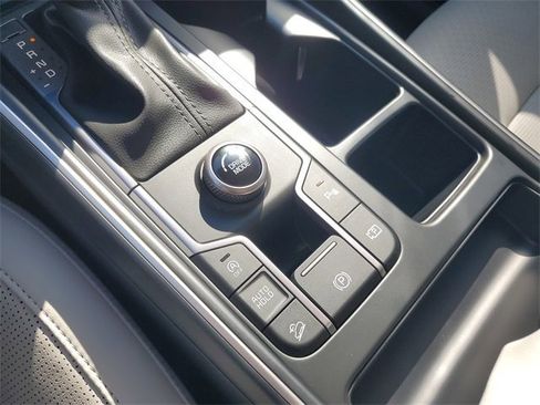 New 2026 Kia Sorento S w/ S Panoramic Sunroof Package image 37