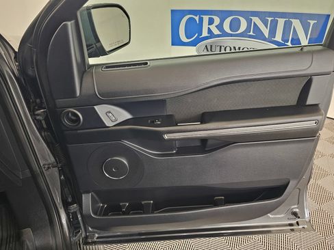 Used 2020 Ford Expedition XLT AWD/4WD image 29