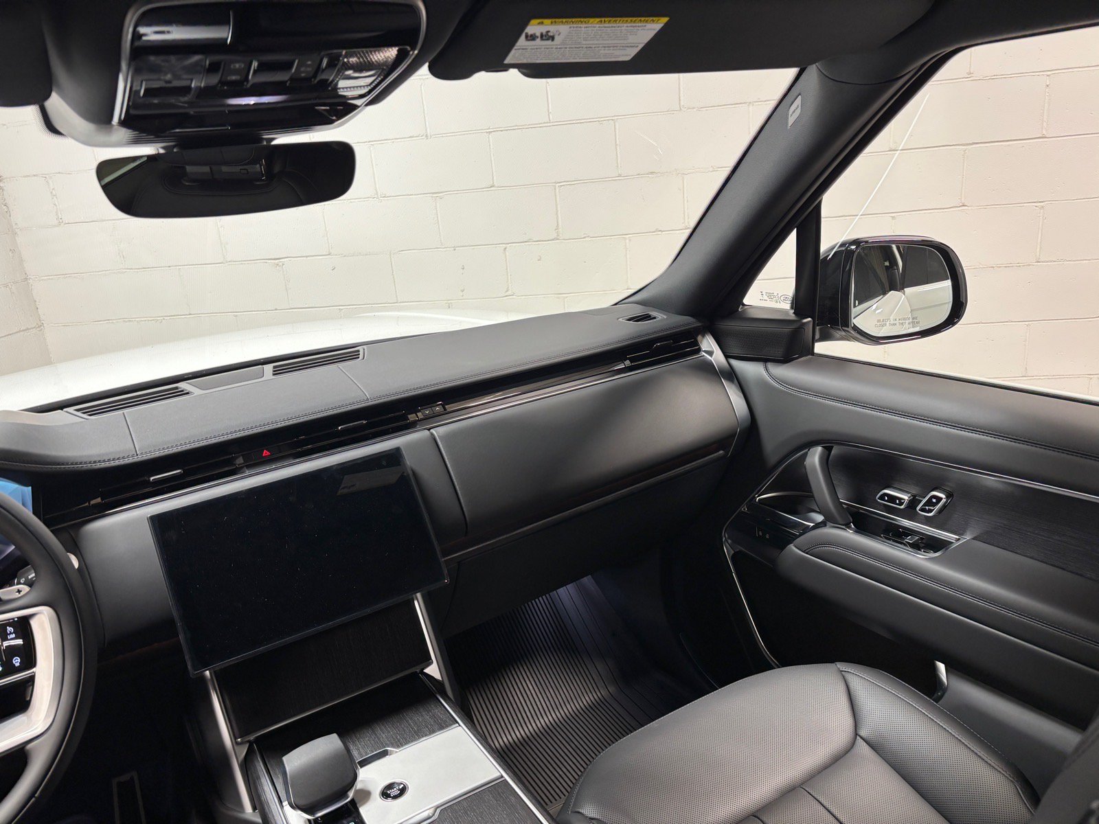 New 2026 Land Rover Range Rover SE AWD/4WD image 35