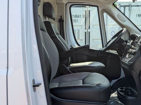 Used 2019 RAM ProMaster 2500 FWD image 16