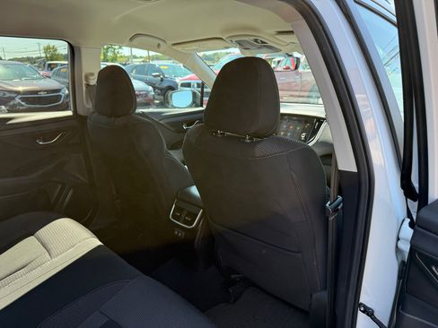 Used 2022 Subaru Outback Premium image 22