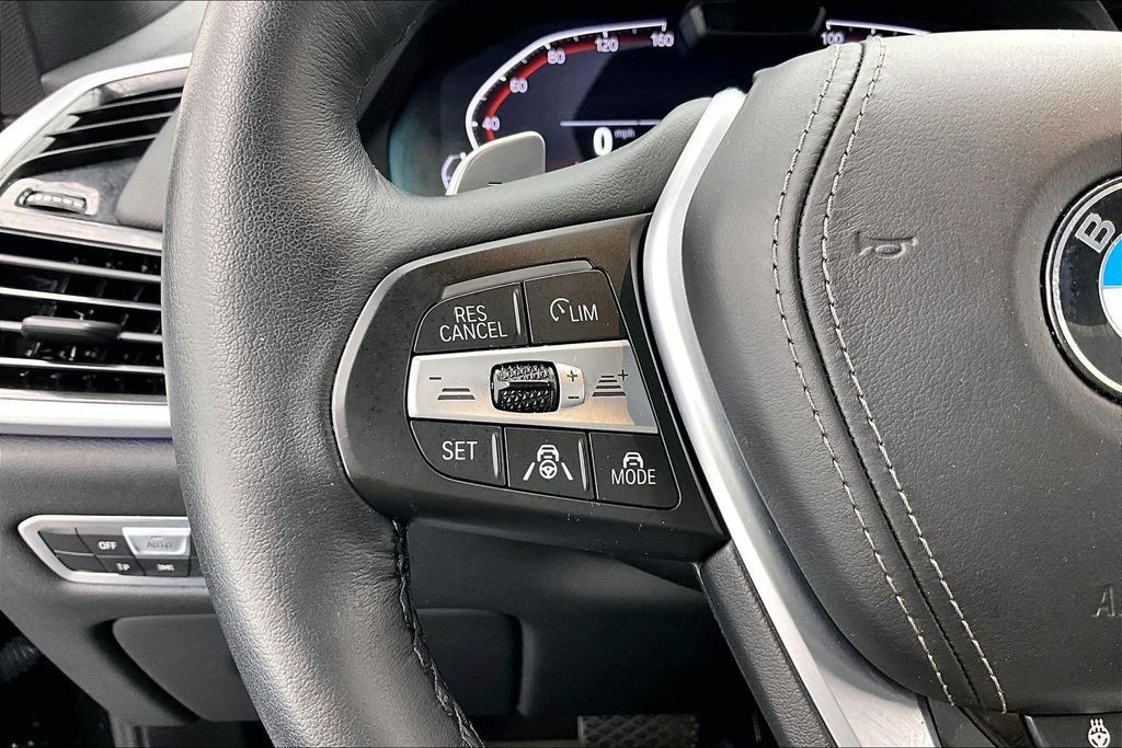 Used 2023 BMW X5 xDrive40i AWD/4WD image 18
