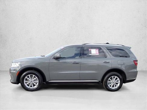 Used 2022 Dodge Durango SXT AWD/4WD image 2