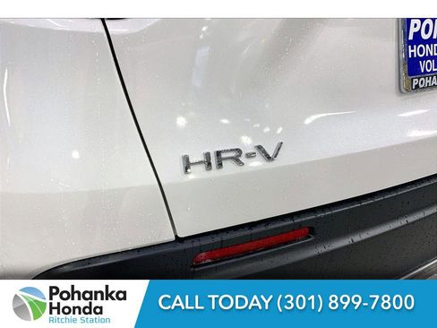Used 2025 Honda HR-V Sport image 18