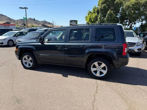 Used 2014 Jeep Patriot Latitude AWD/4WD image 8