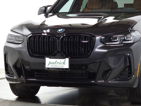 Used 2025 BMW X4 M40i w/ Shadowloine Package AWD/4WD image 3