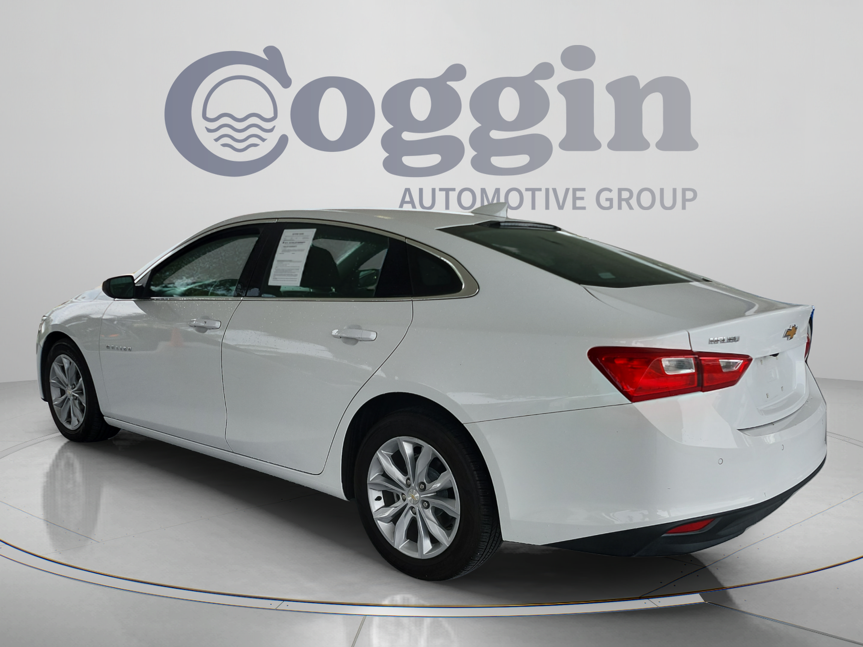 Used 2024 Chevrolet Malibu LT FWD image 3