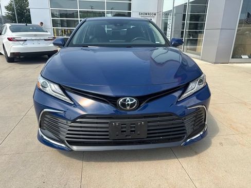 Used 2024 Toyota Camry XLE w/ Cold Weather Package FWD image 2