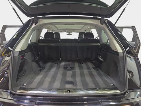 Used 2017 Audi Q7 3.0T Prestige w/ Prestige Package AWD/4WD image 14