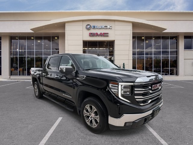 Certified 2024 GMC Sierra 1500 SLT RWD image 3