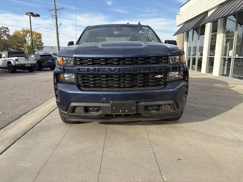 Used 2021 Chevrolet Silverado 1500 Custom w/ Safety Confidence Package image 4
