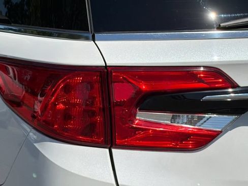 Used 2023 Honda Odyssey Elite image 49