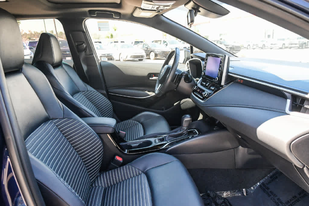 Used 2020 Toyota Corolla XSE FWD image 16