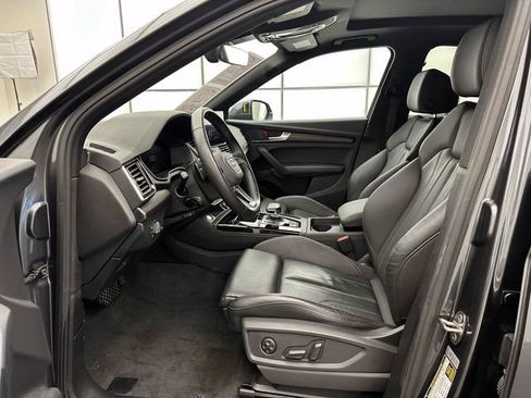 Used 2023 Audi Q5 2.0T Premium Plus w/ Premium Plus Package AWD/4WD image 10