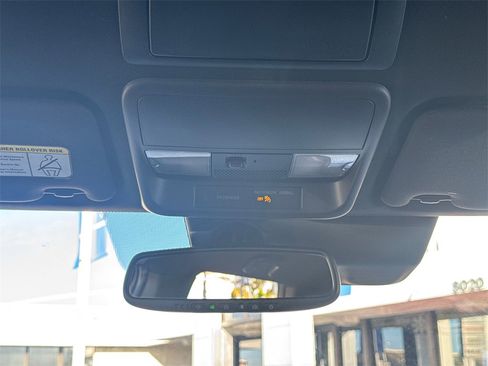 Used 2020 Mitsubishi Outlander SEL image 23