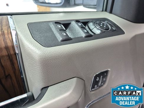 Used 2019 Ford F150 Lariat w/ Equipment Group 501A Mid AWD/4WD image 19
