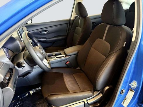 New 2025 Nissan Sentra SV w/ Trunk Package image 24