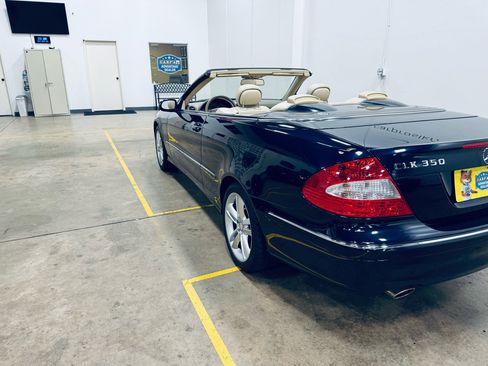 Used 2009 Mercedes-Benz CLK 350 Cabriolet image 16