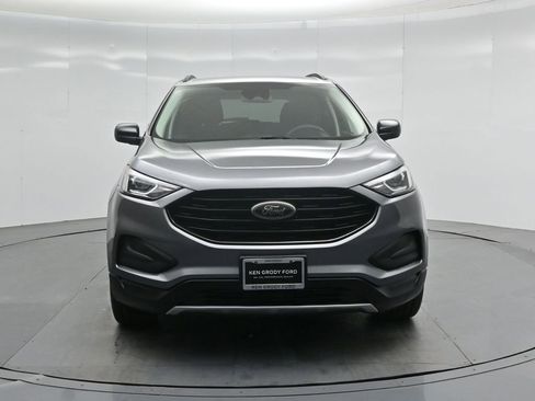 Certified 2022 Ford Edge SE w/ Black Appearance Package image 24