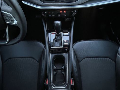 Used 2024 Jeep Compass Latitude image 19