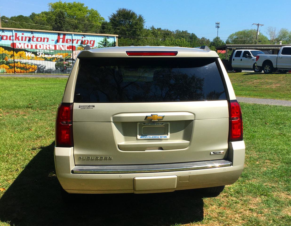 Used 2017 Chevrolet Suburban Premier w/ Max Trailering Package RWD image 5