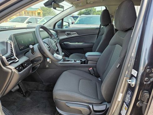 Certified 2024 Kia Sportage LX FWD image 16