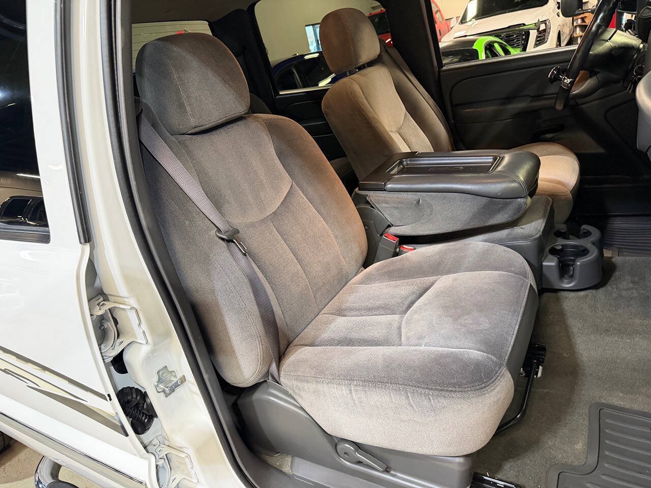 Used 2007 GMC Sierra 2500 SLE w/ Heavy-Duty Power Package AWD/4WD image 15