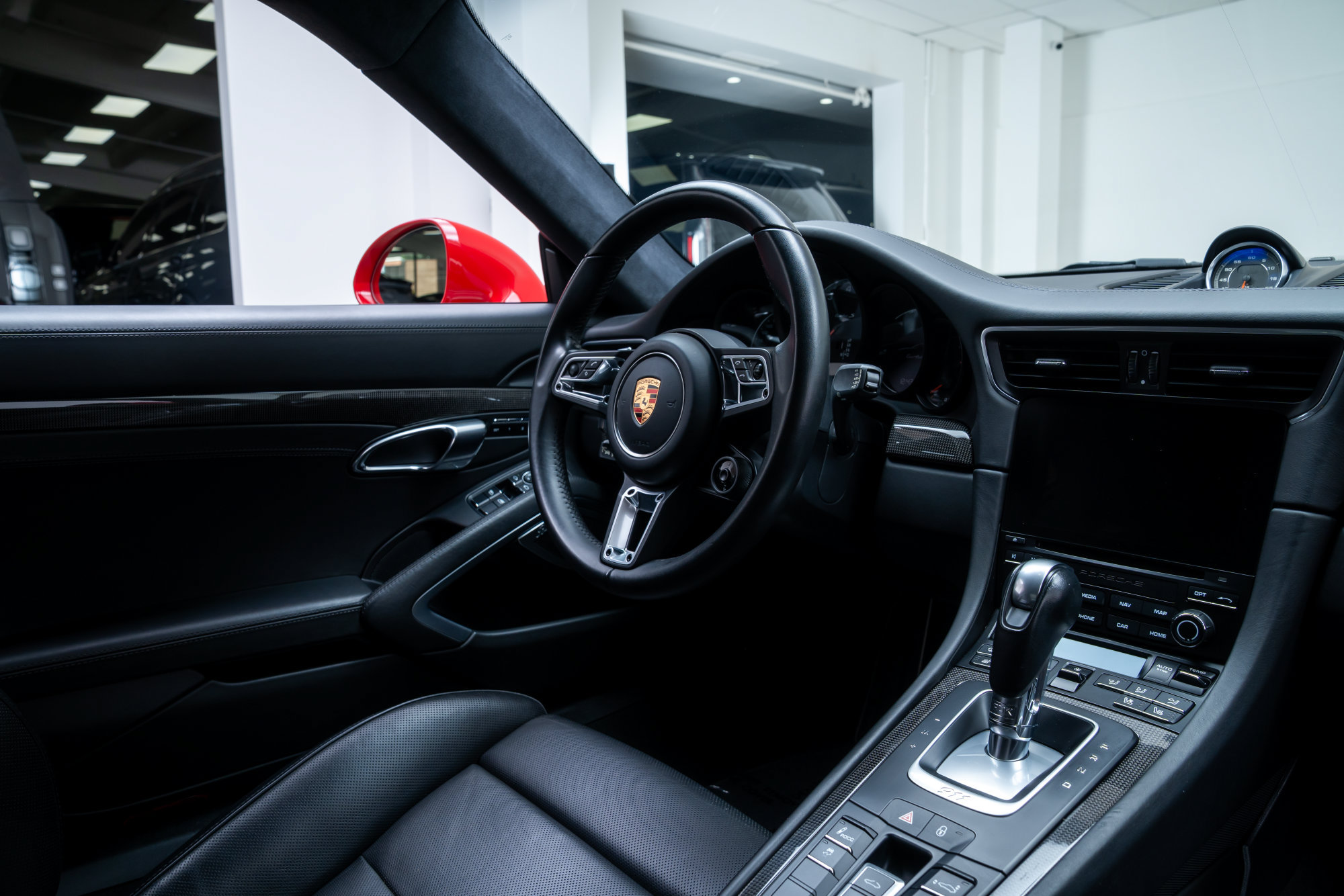Used 2017 Porsche 911 Turbo S AWD/4WD image 10