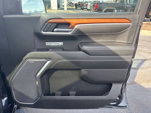 Certified 2022 GMC Sierra 1500 Denali image 40