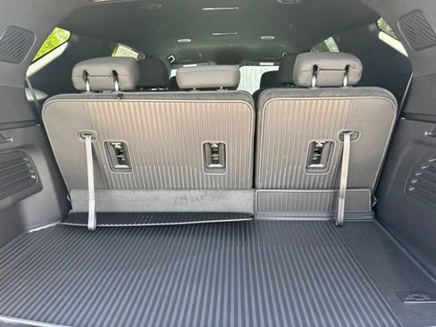 New 2026 Chevrolet Traverse LT w/ Driver Confidence Package FWD image 28