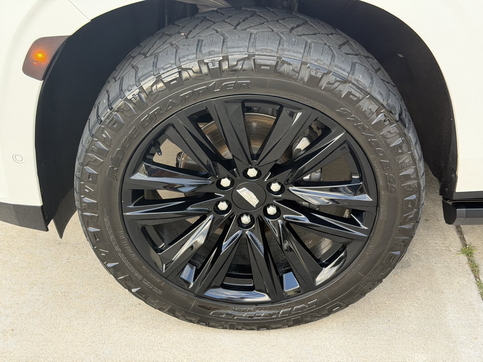 Used 2021 Cadillac Escalade Sport Platinum AWD/4WD image 13