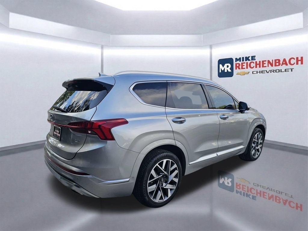 Used 2023 Hyundai Santa Fe Calligraphy FWD image 4