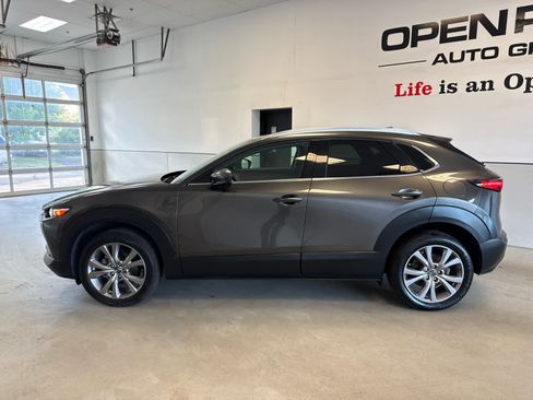 Used 2021 MAZDA CX-30 AWD 2.5 S w/ Premium Package image 4