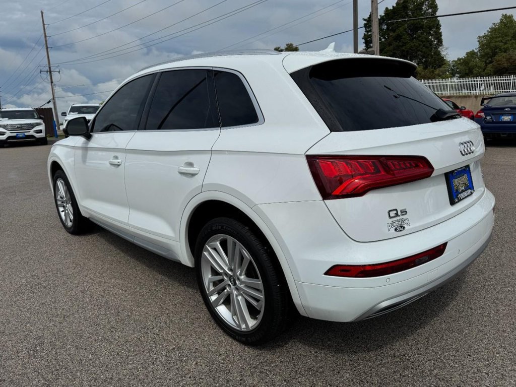 Used 2018 Audi Q5 2.0T Premium Plus w/ Premium Plus Package AWD/4WD image 5