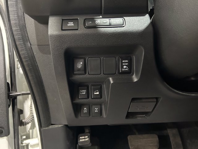 Used 2022 Nissan Frontier PRO-4X AWD/4WD image 20