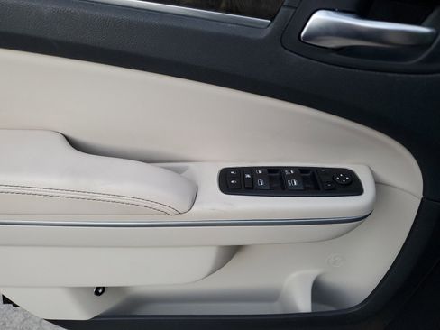 Certified 2023 Chrysler 300 Touring L w/ Popular Equipment Group image 16