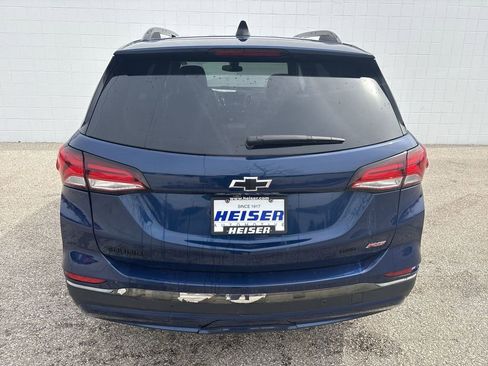 Used 2022 Chevrolet Equinox RS w/ RS Leather Package image 12