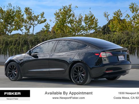 Used 2021 Tesla Model 3 Long Range AWD/4WD image 3