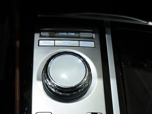 Used 2023 Genesis G80 2.5T image 20