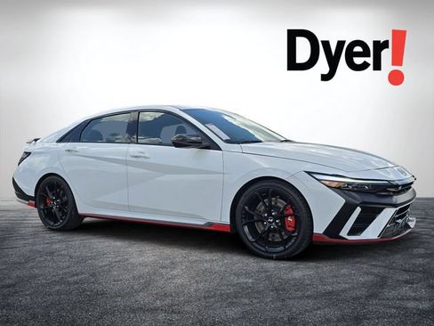 Used 2025 Hyundai Elantra N FWD image 1