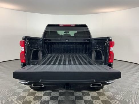 Used 2024 Chevrolet Silverado 1500 LT Trail Boss AWD/4WD image 7