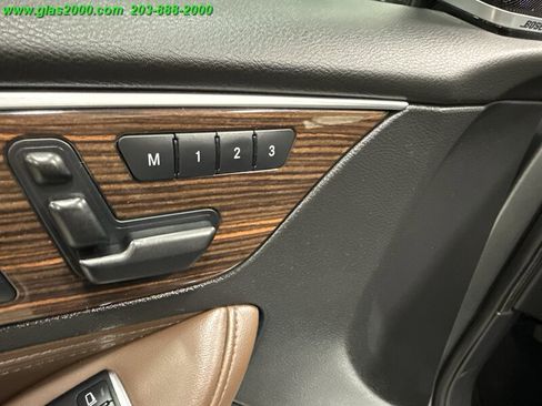 Used 2017 INFINITI QX30 Premium w/ Navigation Package image 29